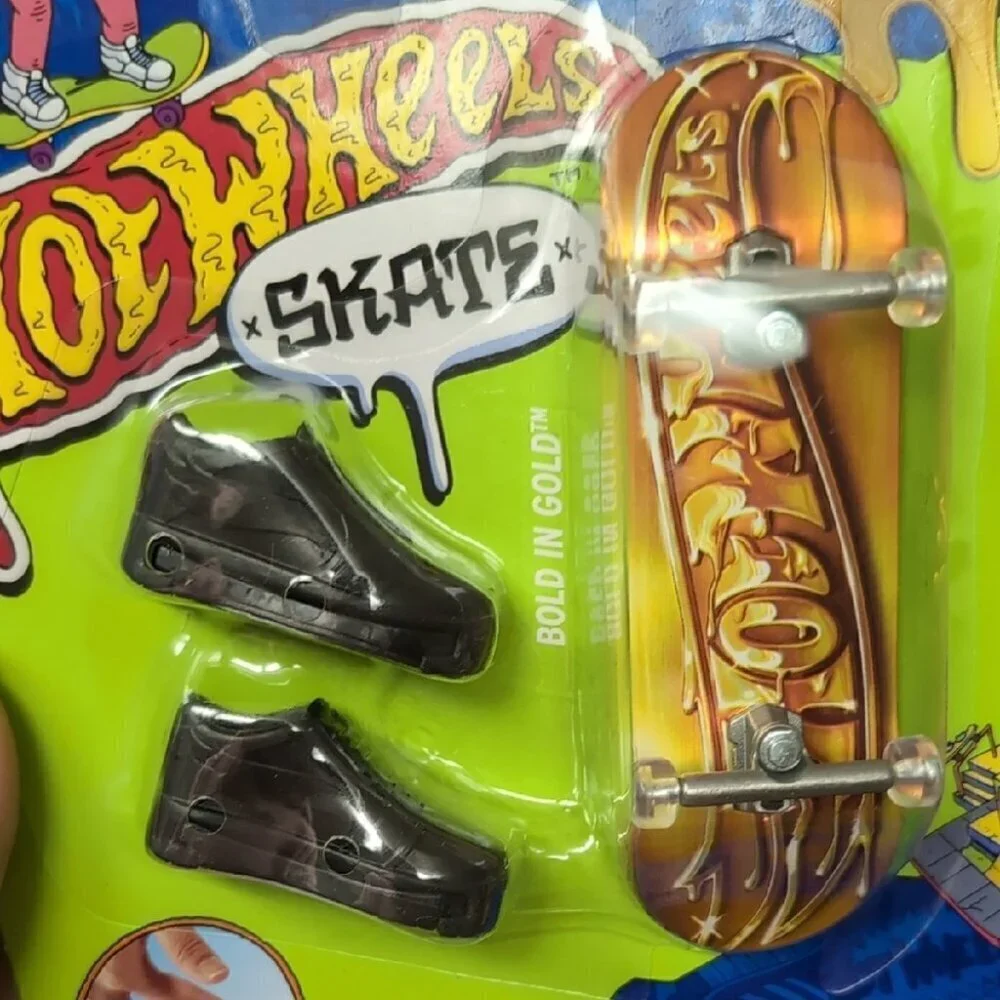 Mattel Gold Skateboard Hot Wheels